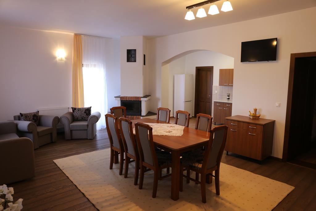 Hotel Ezüstfenyő Agroturisztikai Panzió Borzont Exterior foto