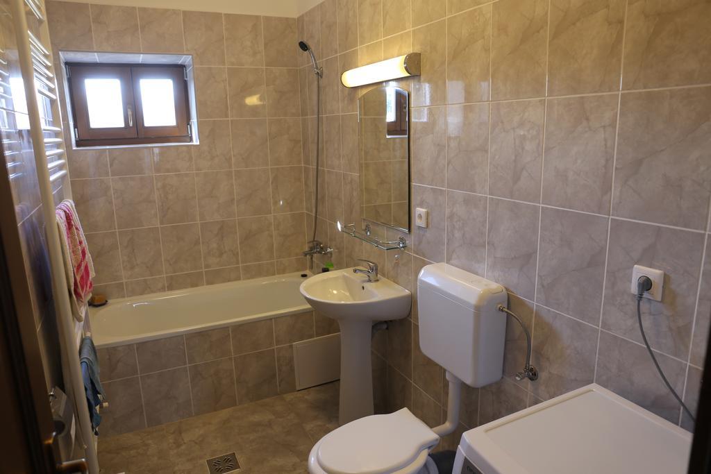 Hotel Ezüstfenyő Agroturisztikai Panzió Borzont Exterior foto